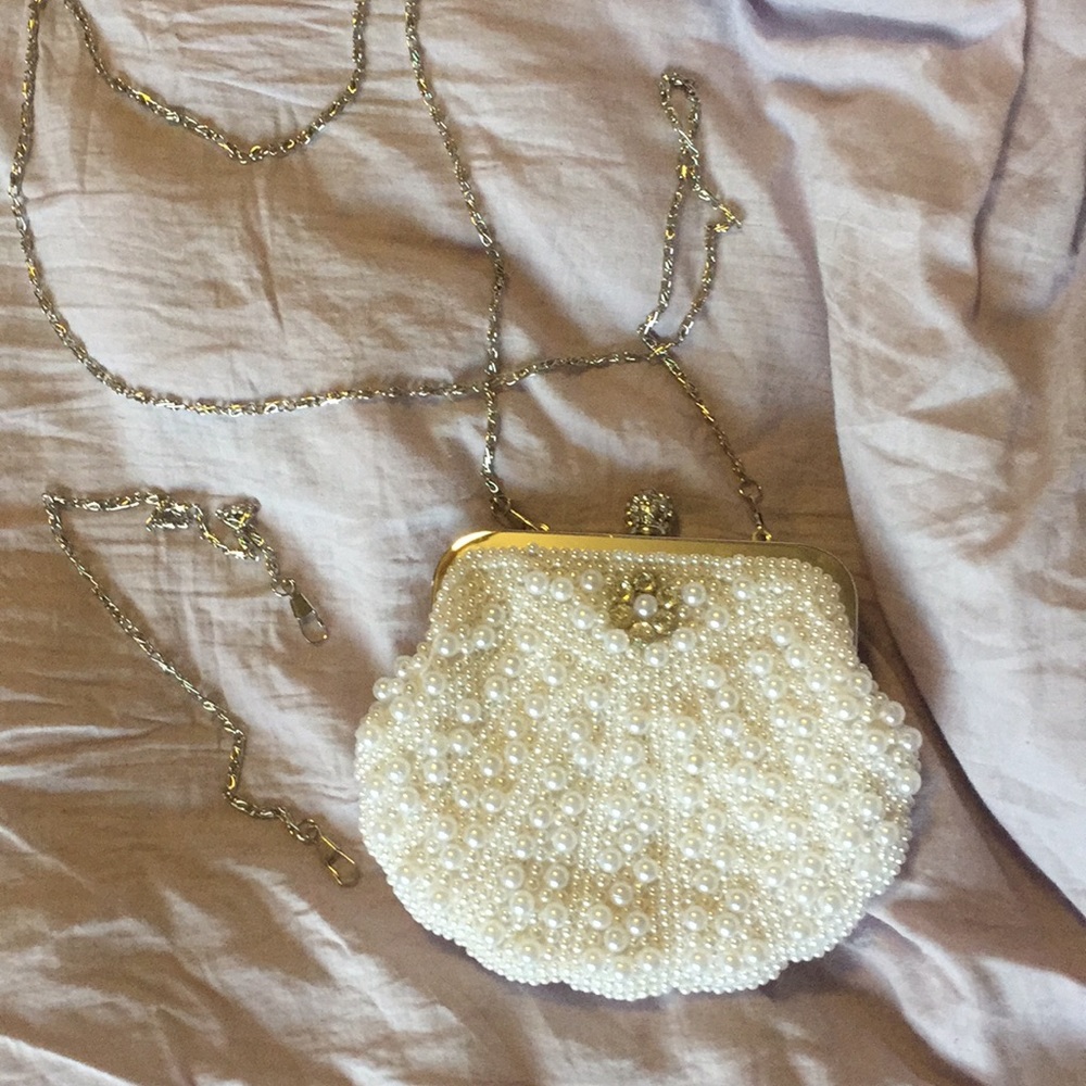 White Beaded clutch